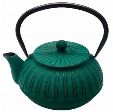 CZAJNIK ŻELIWNY Z SITKIEM 0,6L KM4831