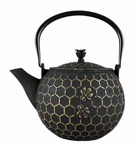 GIFT CZAJNIK ŻELIWNY Z SITKIEM 1,2L BEE GOLD